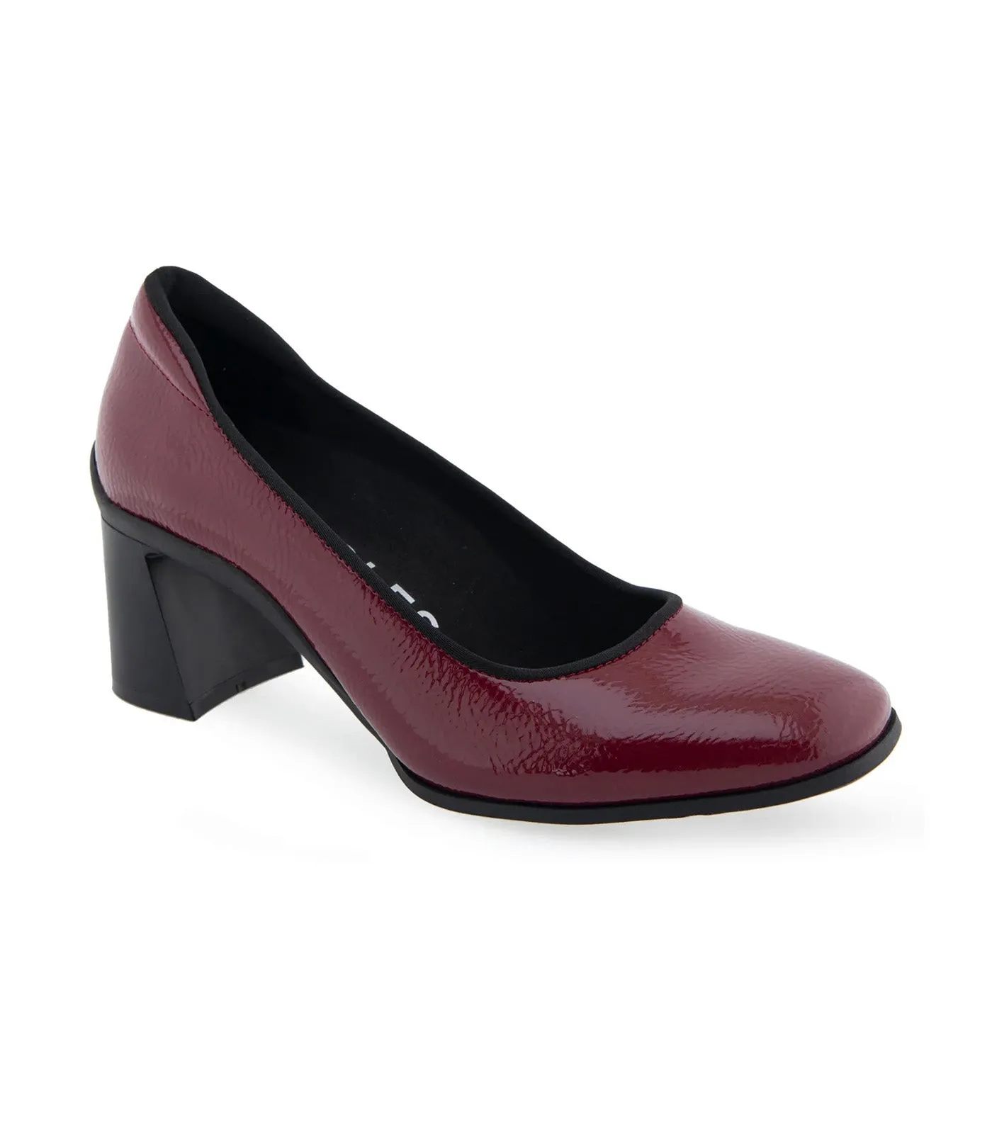 Casta Pumps Pomegranate